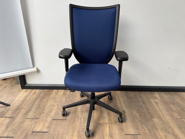 Ergonomische bureaustoel schild