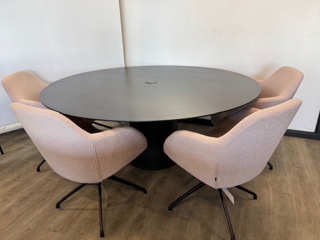 Ronde design tafel Andreu World