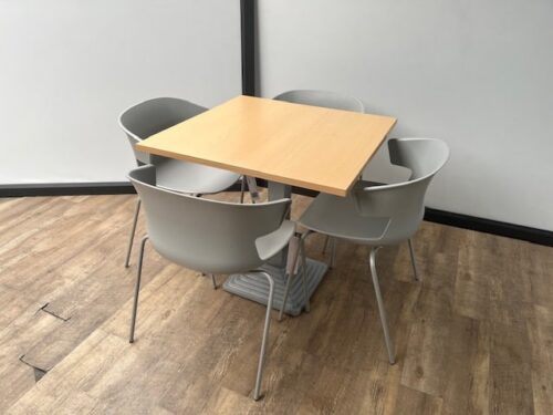 kantinetafel 80x80 - 4 persoons
