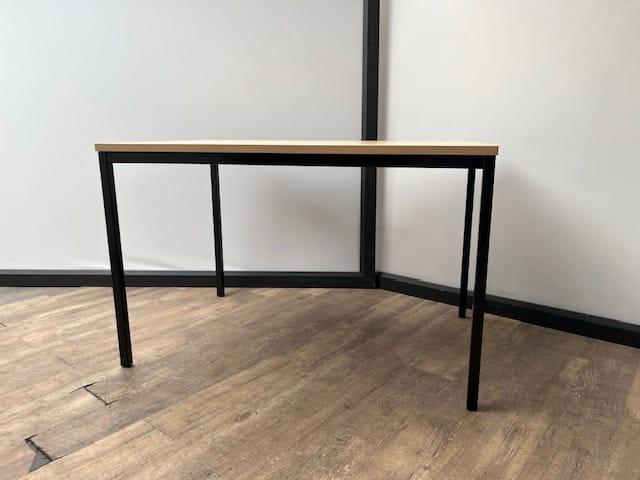 Simpele kantine/vergadertafel – Ahorn