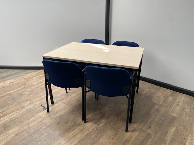 Simpele kantine/vergadertafel – Ahorn
