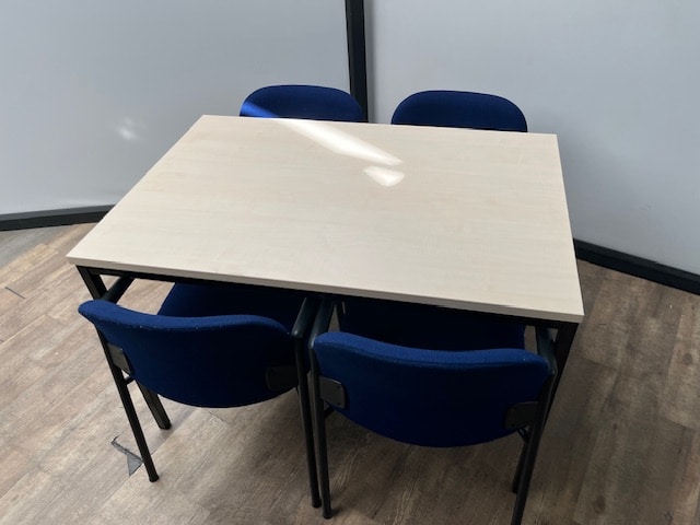 Simpele kantine/vergadertafel – Ahorn
