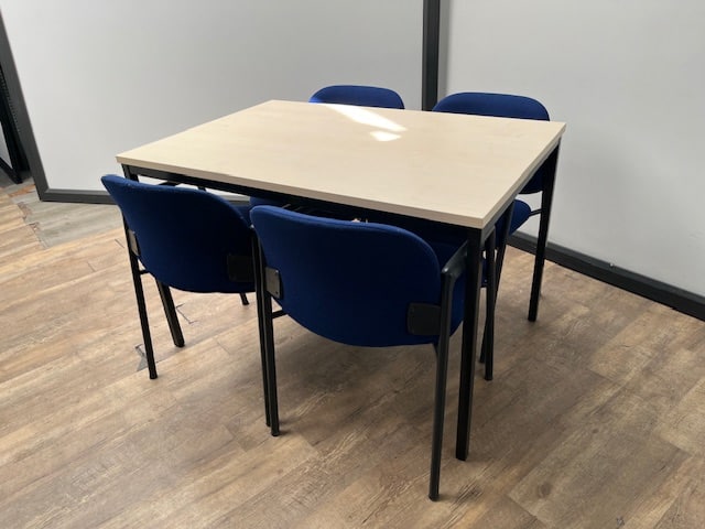 Simpele kantine/vergadertafel – Ahorn