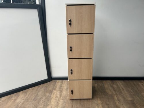 4 deurs - lockerkast wit