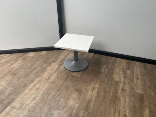 Bijzettafel vierkant (50)