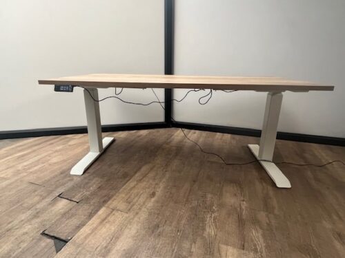 Wit elektrisch zit sta bureau