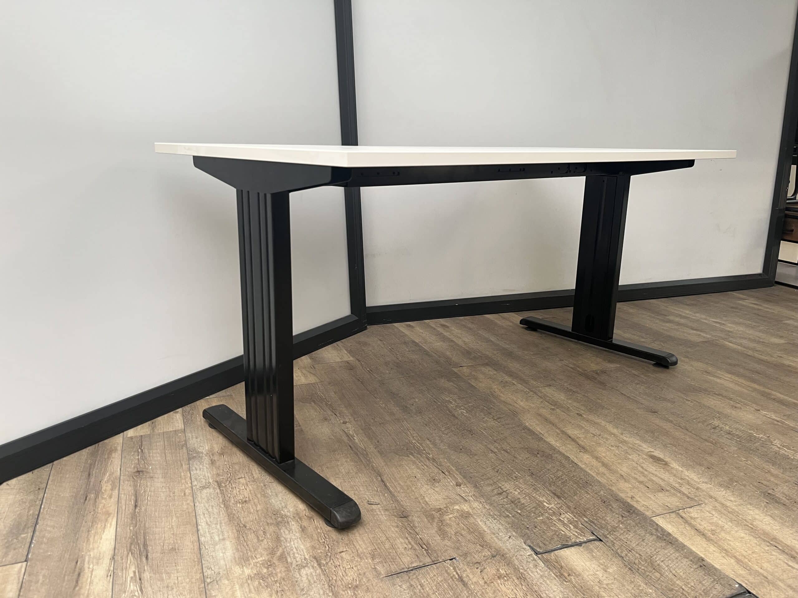 Bureau zwart - wit (160)