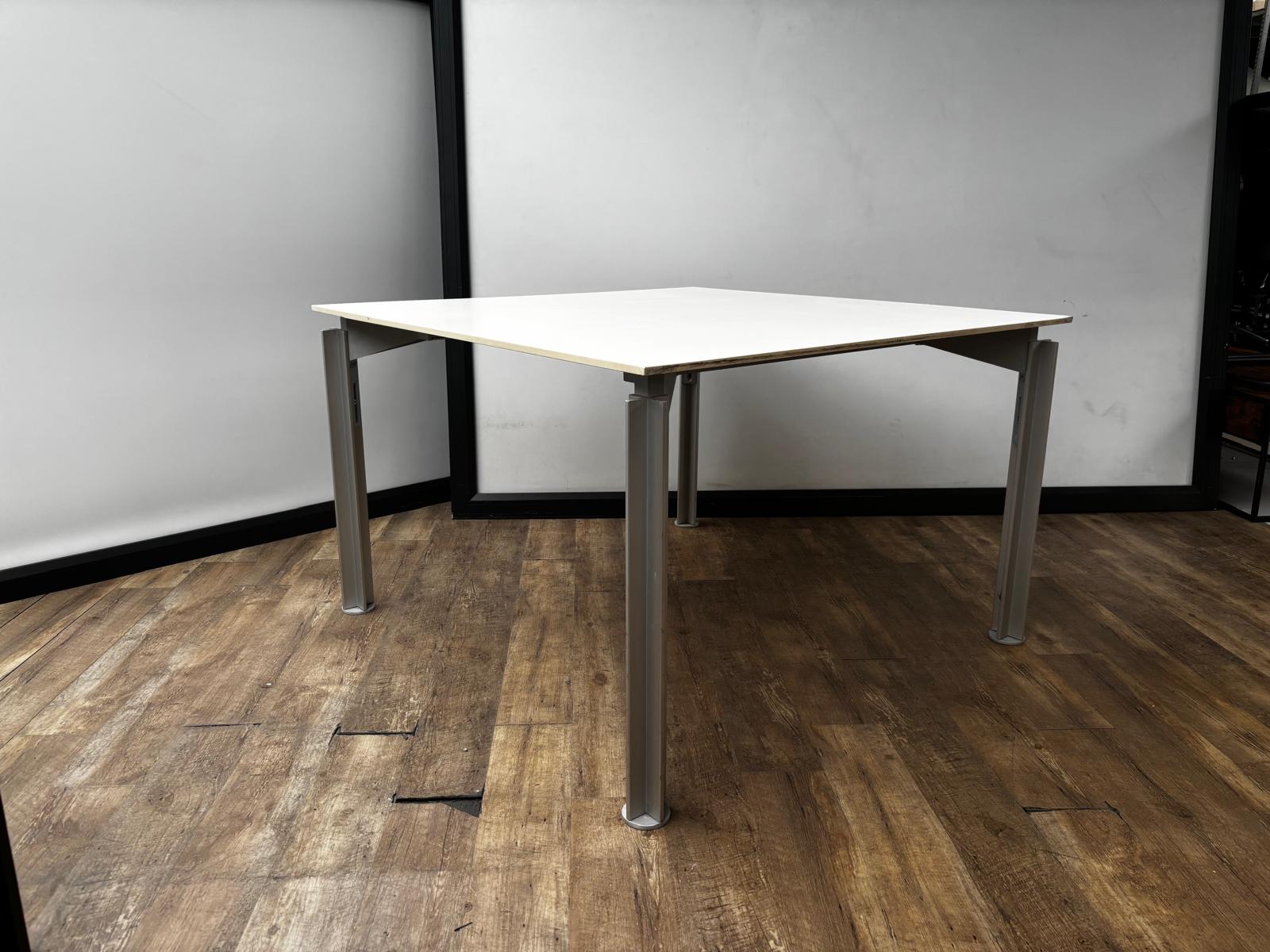 Witte vergadertafel Bulo - Afbeelding 2