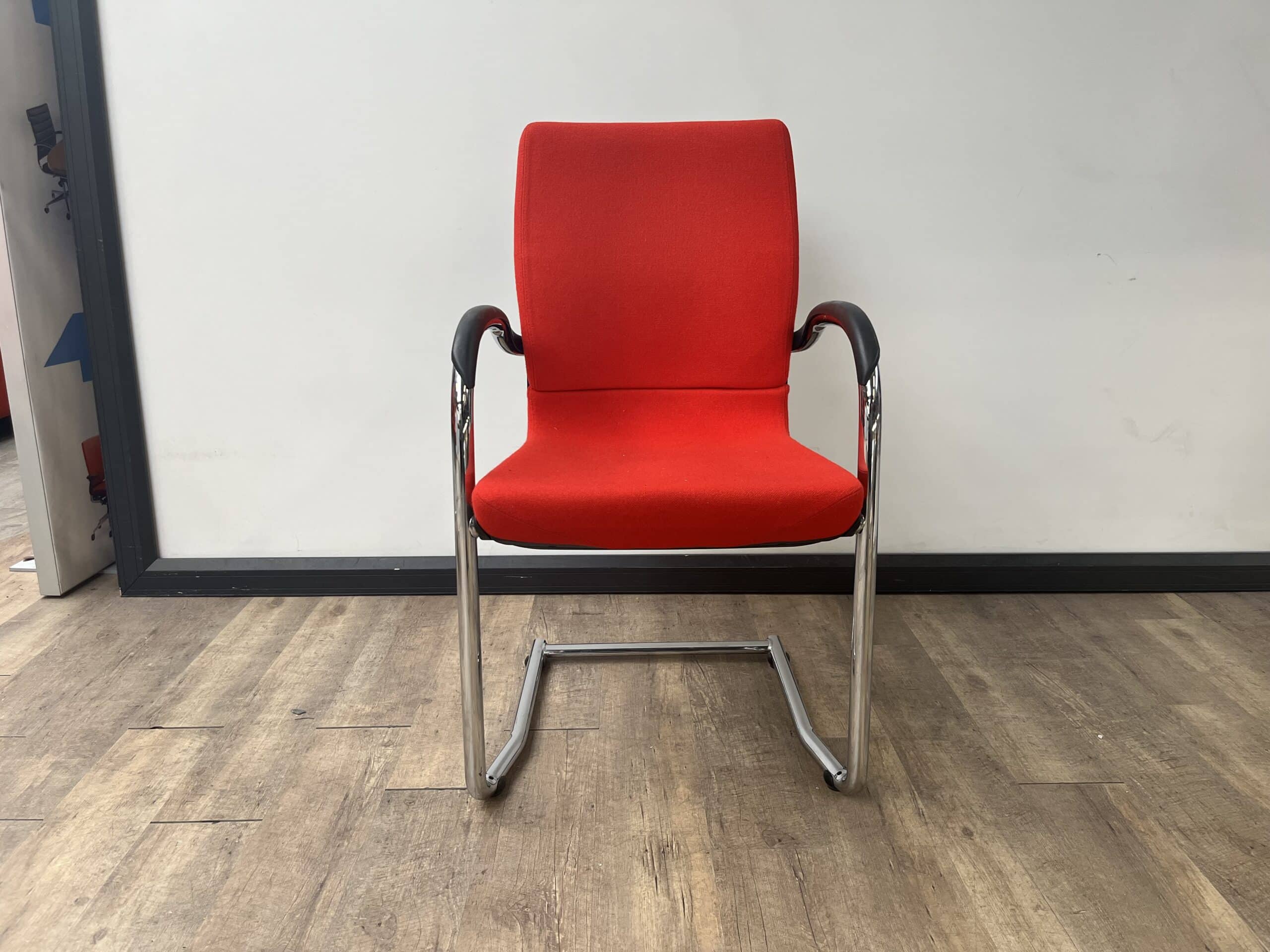 Vergaderstoel Ahrend - Rood