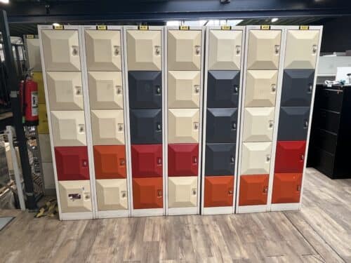 Kleurrijke 5 deurs lockers - Sonesto