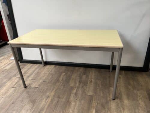 Simpele kantine tafel (70x140)