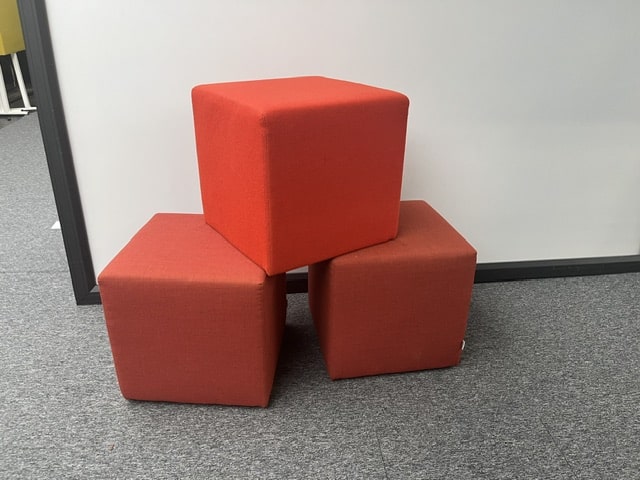 Poef (rood) - Afbeelding 6